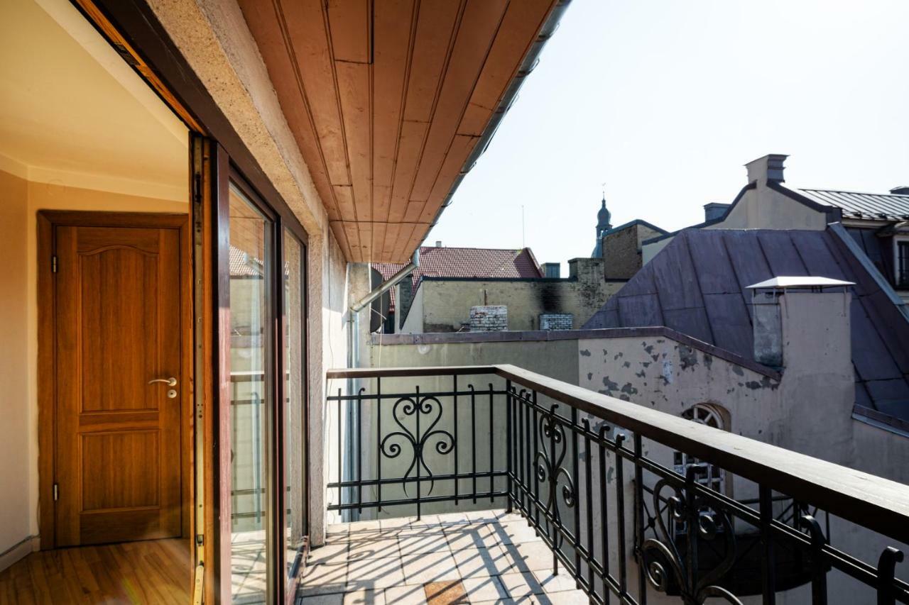 Old Riga Aldaru Street 2 Level Apartment With Terrace Exteriör bild